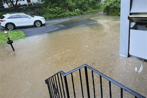 As climate risks increase, New York could require flood disclosures in home sales